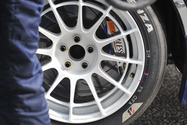 Super耐久 13号車 第6戦 レポート | エンドレス公式ウェブサイト